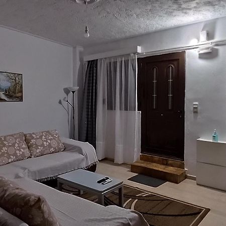 Ευρύχωρο Και Άνετο Διαμέρισμα Στην Ιτέα Joanna'S Apartment Kirra Eksteriør bilde