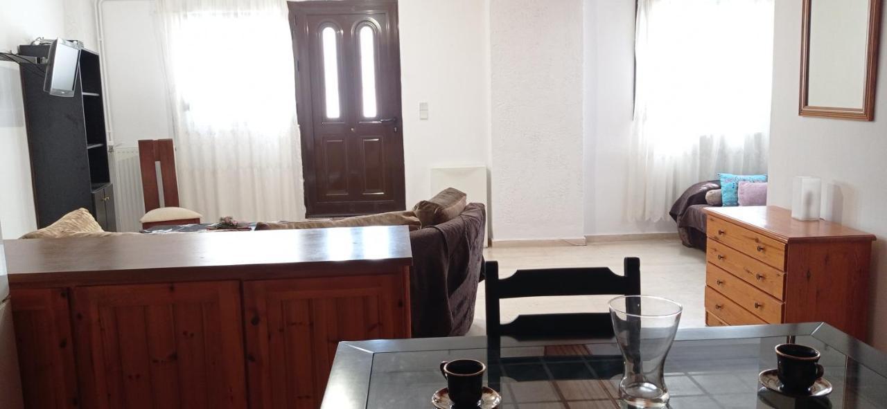 Ευρύχωρο Και Άνετο Διαμέρισμα Στην Ιτέα Joanna'S Apartment Kirra Eksteriør bilde