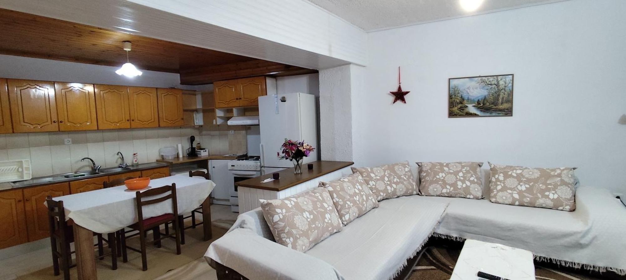 Ευρύχωρο Και Άνετο Διαμέρισμα Στην Ιτέα Joanna'S Apartment Kirra Eksteriør bilde