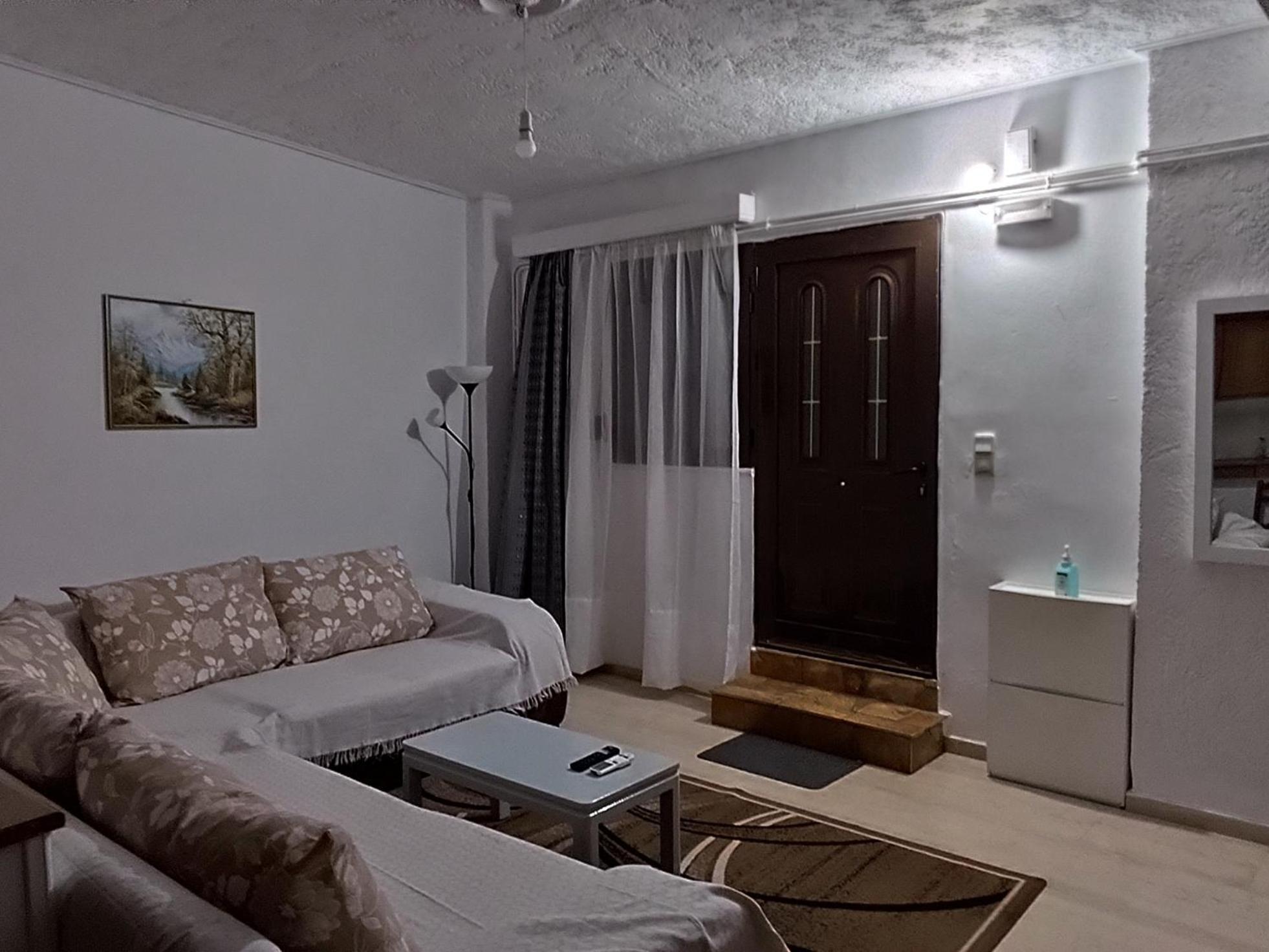 Ευρύχωρο Και Άνετο Διαμέρισμα Στην Ιτέα Joanna'S Apartment Kirra Eksteriør bilde